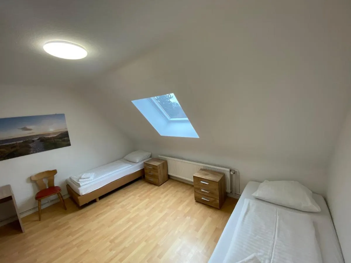 Apartment Othman Appartements Gross Buchholzer Strasse 16A Hannover